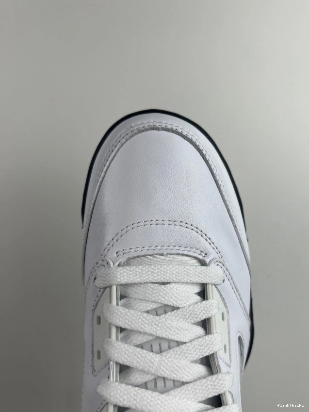AIR 5 DD0587-110 JORDAN BLACK' 'WHITE RETRO 0927